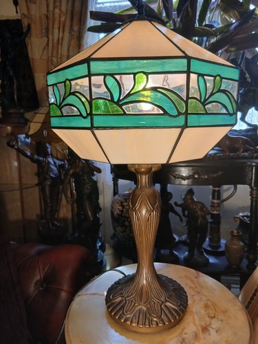 Large tiffany style octagonal - tiffany,