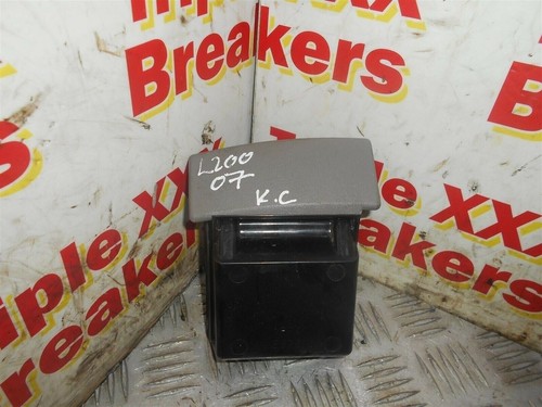 Bfd006099 2007 mitsubishi l200 - mitsubishi,