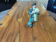 ROYAL DOULTON THE LAIRD