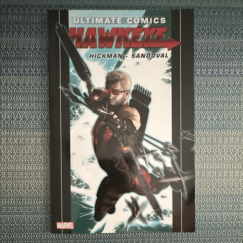 Marvel ultimate comics - comics, hawkeye