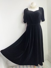 LAURA ASHLEY Dress Velvet