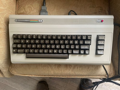 Commodore c64 computer - commodore,