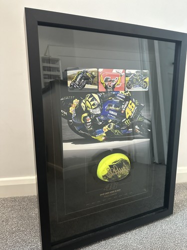 Autographed collectibles - autographed,