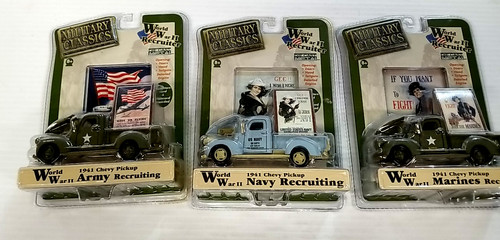 Three gearbox toys military - three,
