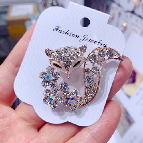 Vintage diamante lovely - vintage, fox