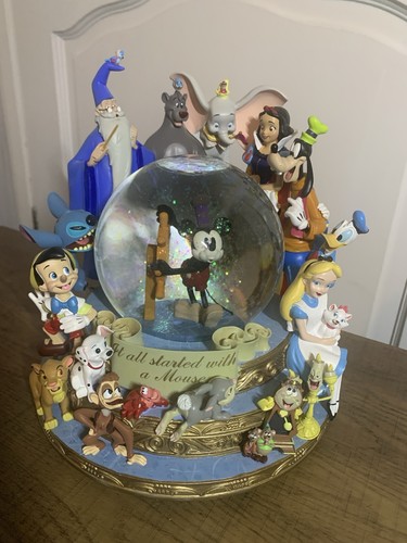 Disney multi character - multi,