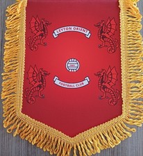 LEYTON ORIENT COLOUR PENNANT