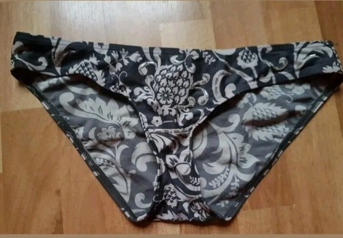 Gorgeous black brown floral