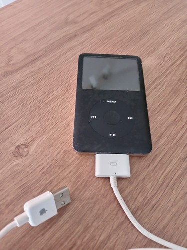Apple ipod classic 80gb - classic, black