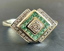 9ct Gold Emerald & Diamond Art