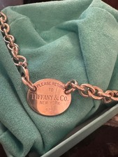Return To Tiffany & Co Oval