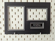 Autograph mount display for - a4,
