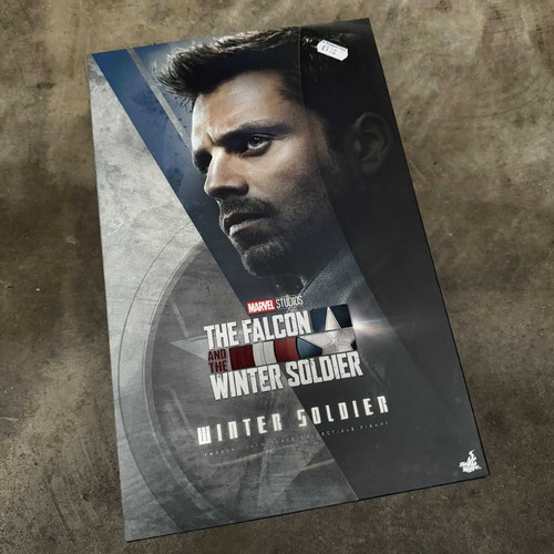 Hot toys captain - hot,