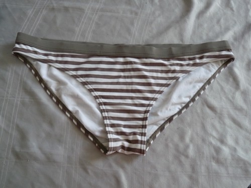 Bnwt bikini bottoms size - uk,