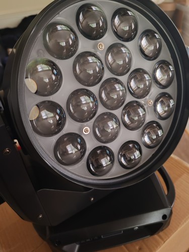 Uking 19x20w led zoom moving - led,