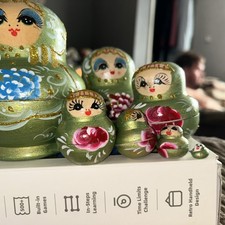 Vintage Russian Dolls - Mother Nesting Dolls - 7 Babushka Dolls - 5” VGC