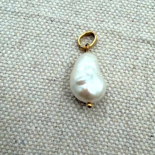 Gold bail baroque pearl - gold,