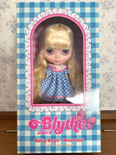Dolly days weekend - days,