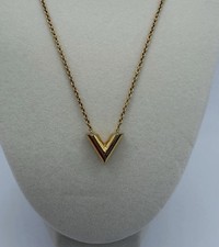 Louis Vuitton V Necklace