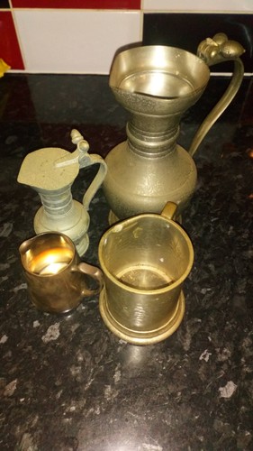 Pewter jugs joblot old - old,