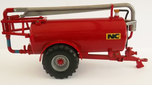 Britains ertl farm - farm,