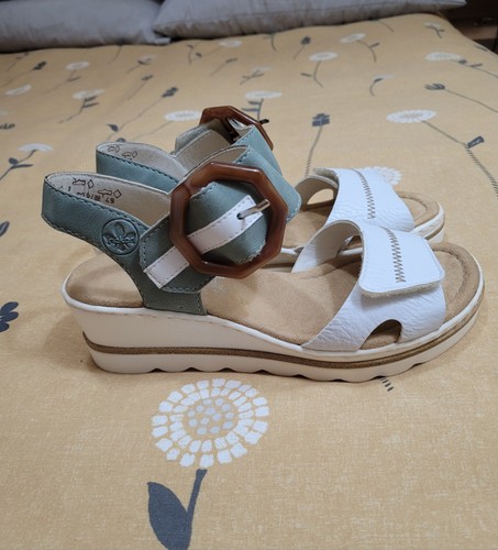 Euc womens reiker touch fasten - euc,