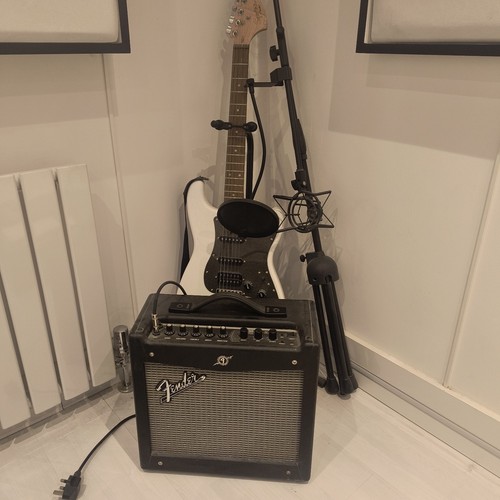 Squire strat fender - squire, by