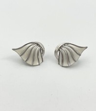 Vintage Crown Trifari White