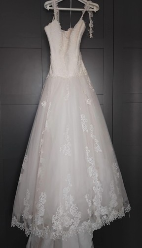 Pronovias uri wedding - pronovias,