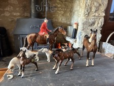 BESWICK Horse and Hounds 