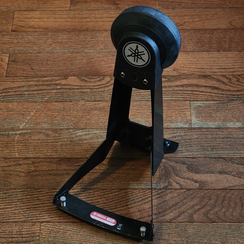 Yamaha kick tower kp65 - yamaha,