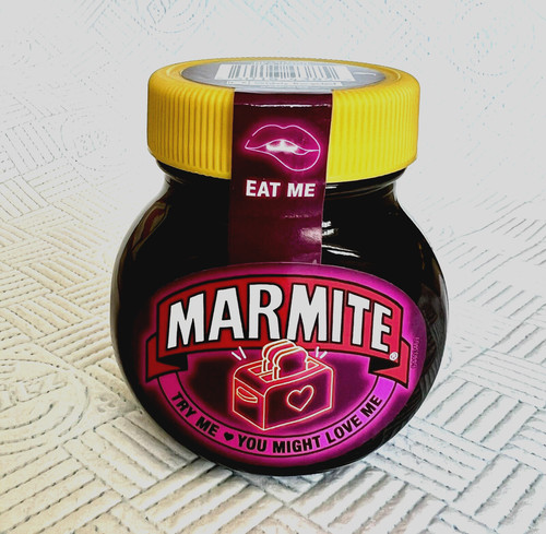 Marmite eat try - me,,
