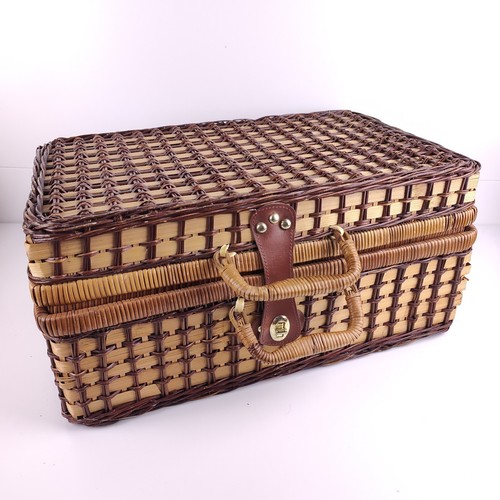 Vintage wicker picnic - vintage, hamper