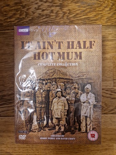 Ain half hot mum complete - ain't,