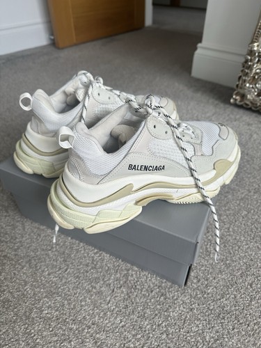 Size balenciaga triple s - balenciaga,