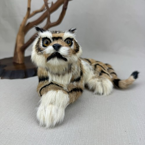 Resting tiger figure - tiger,