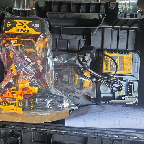 Dewalt dcd778m2t sfgb - dcd778m2t-sfgb, 18v