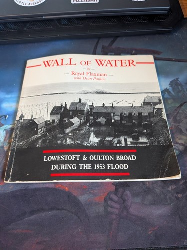 Wall water lowestoft and - water:,