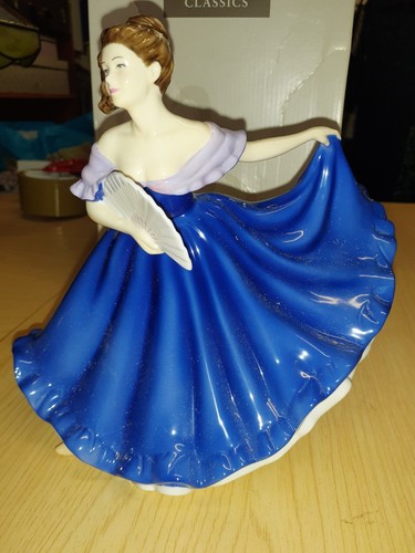 Royal doulton figurine elaine - doulton, figurine,