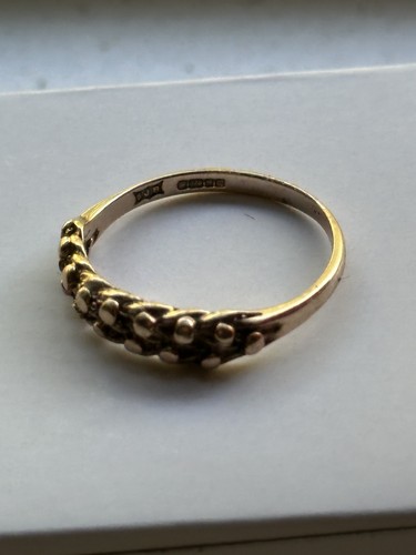 9ct solid yellow gold - yellow,