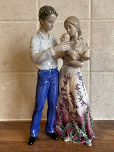 Old tupton ware - figurine, first