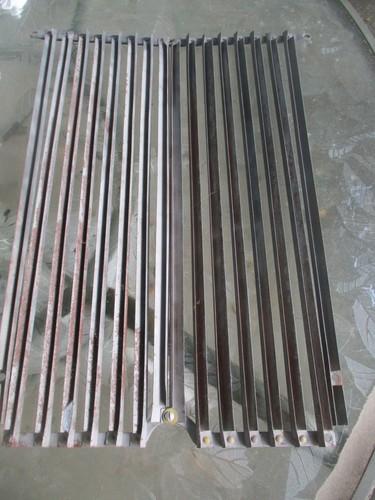 Radiator grille slat assembly - grille,