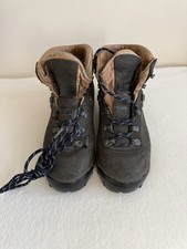 Trezeta Gore-Tex Walking Boots Size 7 (34) with Vibram Soles