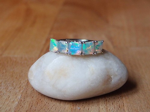 Ethiopian welo opal assher - opal, cut