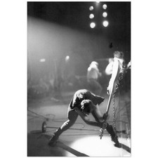Paul Simonon Smashing Bass