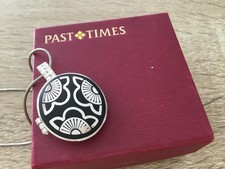 PAST TIMES VINTAGE ART DECO BLACK & SILVER NECKLACE AND OPENING PHOTO LOCKET 