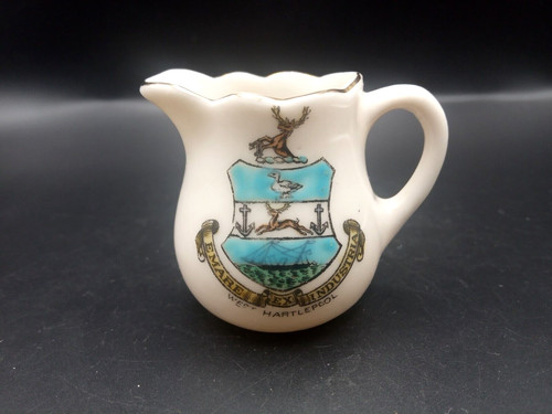 Crested china west - china,