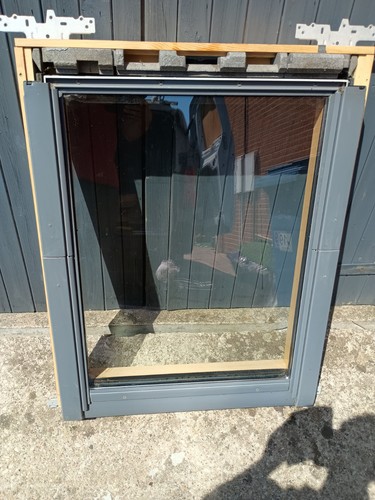 Used velux mk04 centre - velux,