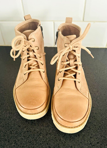Ugg women beige suede - ugg, women’s