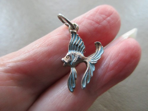 Cute vintage silver tone - cute,